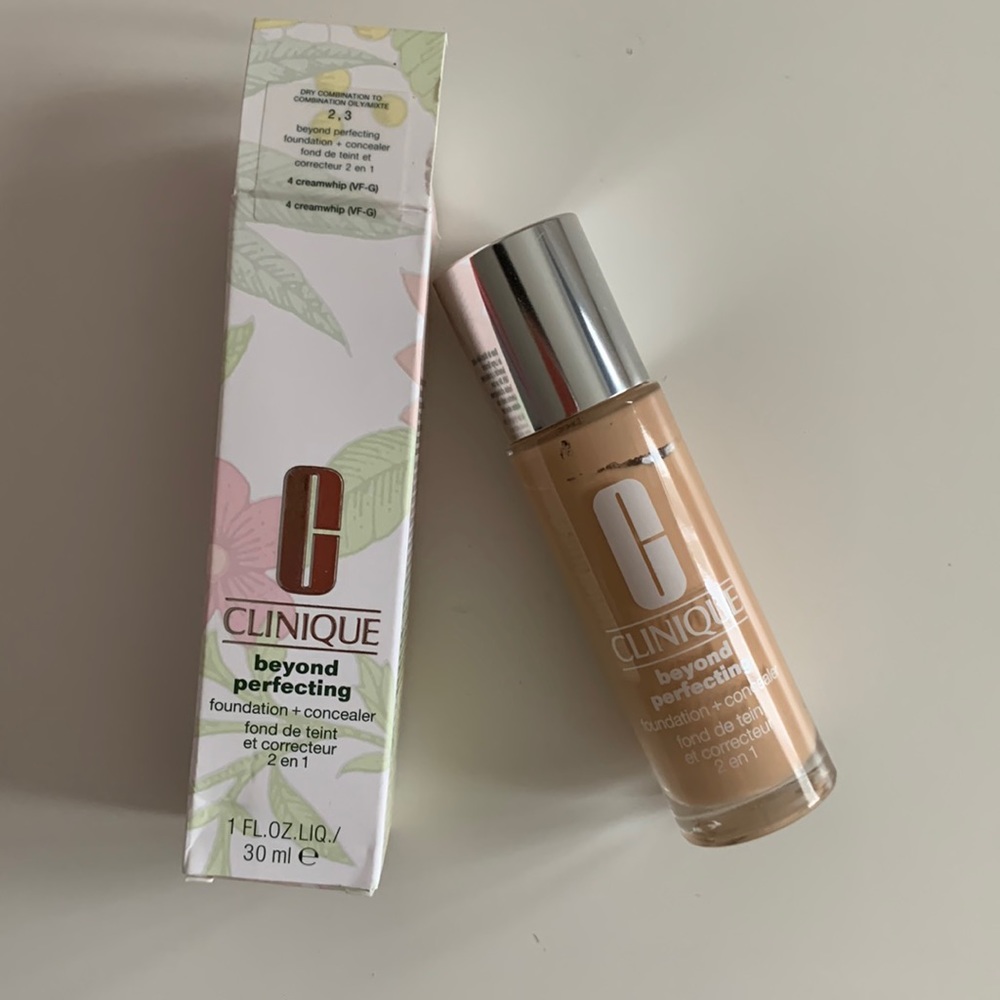 NEW Clinique foundation concealer